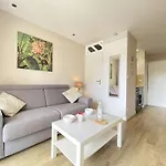 Moderne Avec Balcon Sud, Parking Privé, Près Avenue De Gaulle - 2 Couchages à - Fr-1-245-107 *